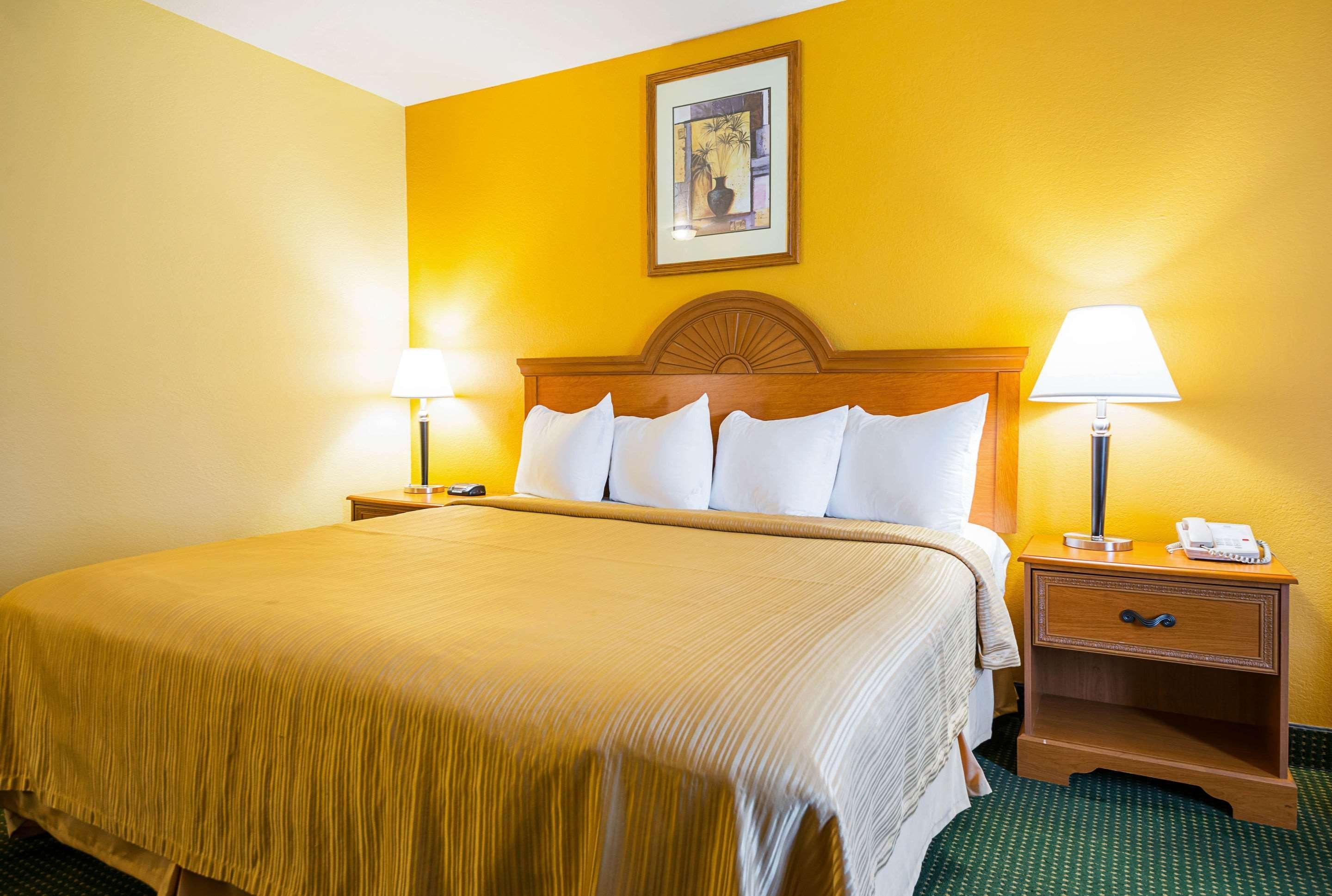 Quality Inn & Suites Franklin מראה חיצוני תמונה